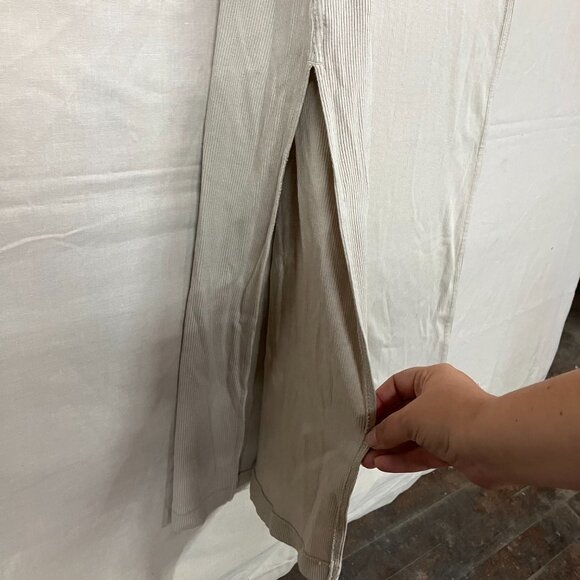 NWT Universal Thread Women's Tan Size Large Rib-Knit Maxi Bodycon Dress Pullover - Picture 4 of 12